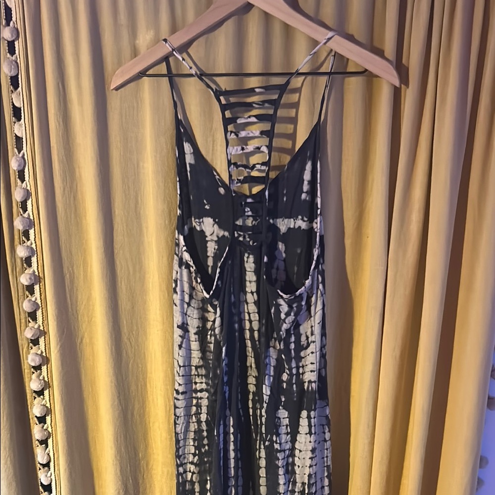 Ecote Black and White Maxi Dress